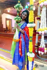 Praveena Kadiyala Gets Adarsha Mahila Puraskaaram